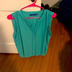 Sleeveless blouse, good condition